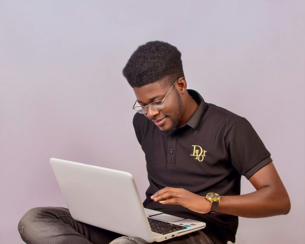 How to Make Money Online in Nigeria